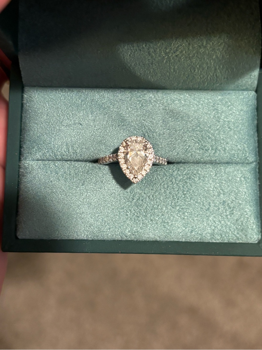 Pear-Shaped Halo Ring in Silver with Clear Stones